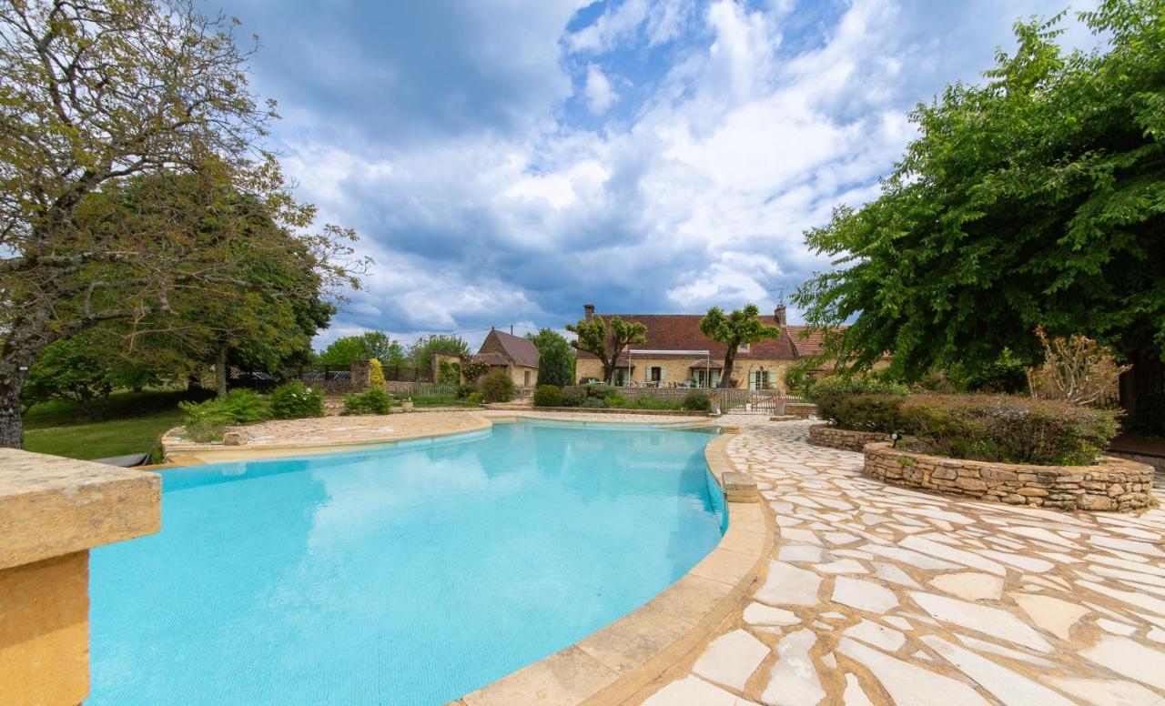 Meyrals Hotel De La Ferme Lamy מראה חיצוני תמונה